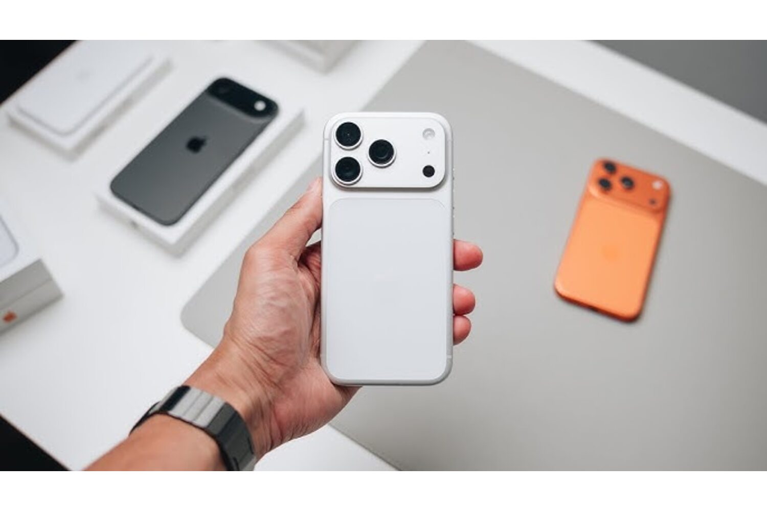 Смартфон Apple iPhone 17: Экран 120 Гц и новый процессор A19