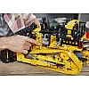 Конструктор LEGO Technic 42131 "Бульдозер Cat D11 с ДУ"