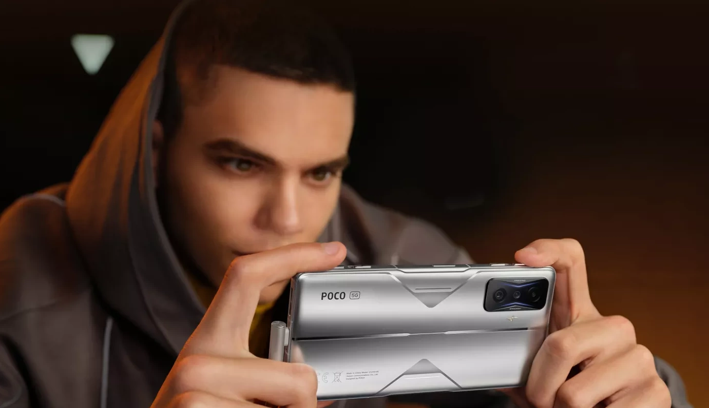 Poco F4 GT